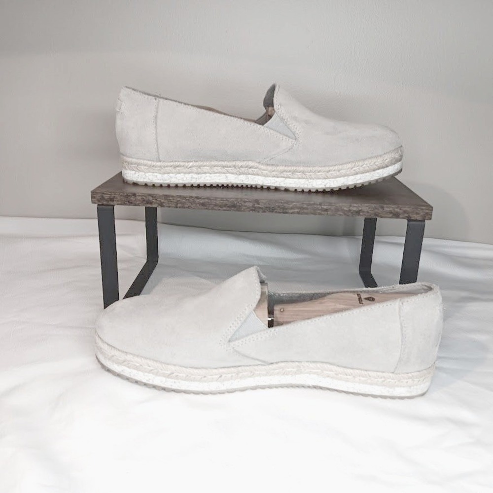 TOMS Suede Espadrille Platform Slip On Flats Women's Size 10 Light Beige